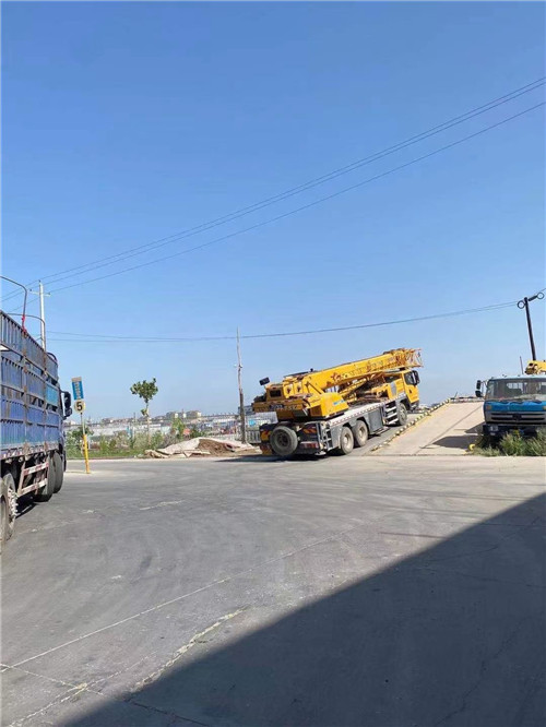 金溪县25吨吊车的租赁价格大概是多少？