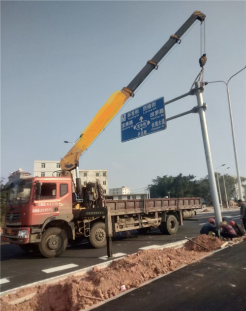 金溪县设备吊装租赁吊车要用多大吊车